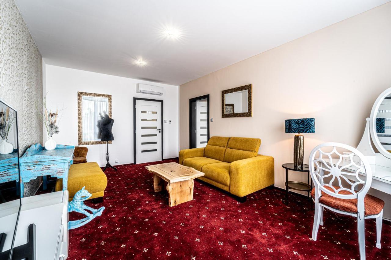 Hotel Fontana برنو المظهر الخارجي الصورة