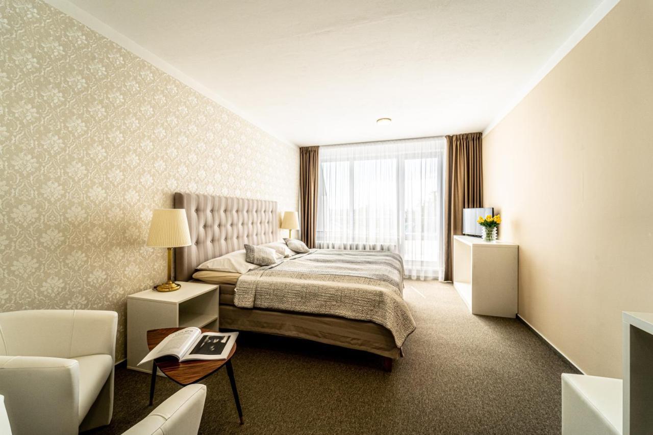 Hotel Fontana برنو المظهر الخارجي الصورة