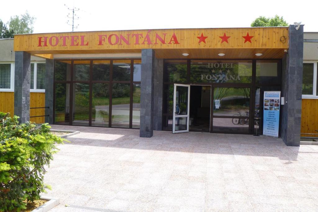 Hotel Fontana برنو المظهر الخارجي الصورة